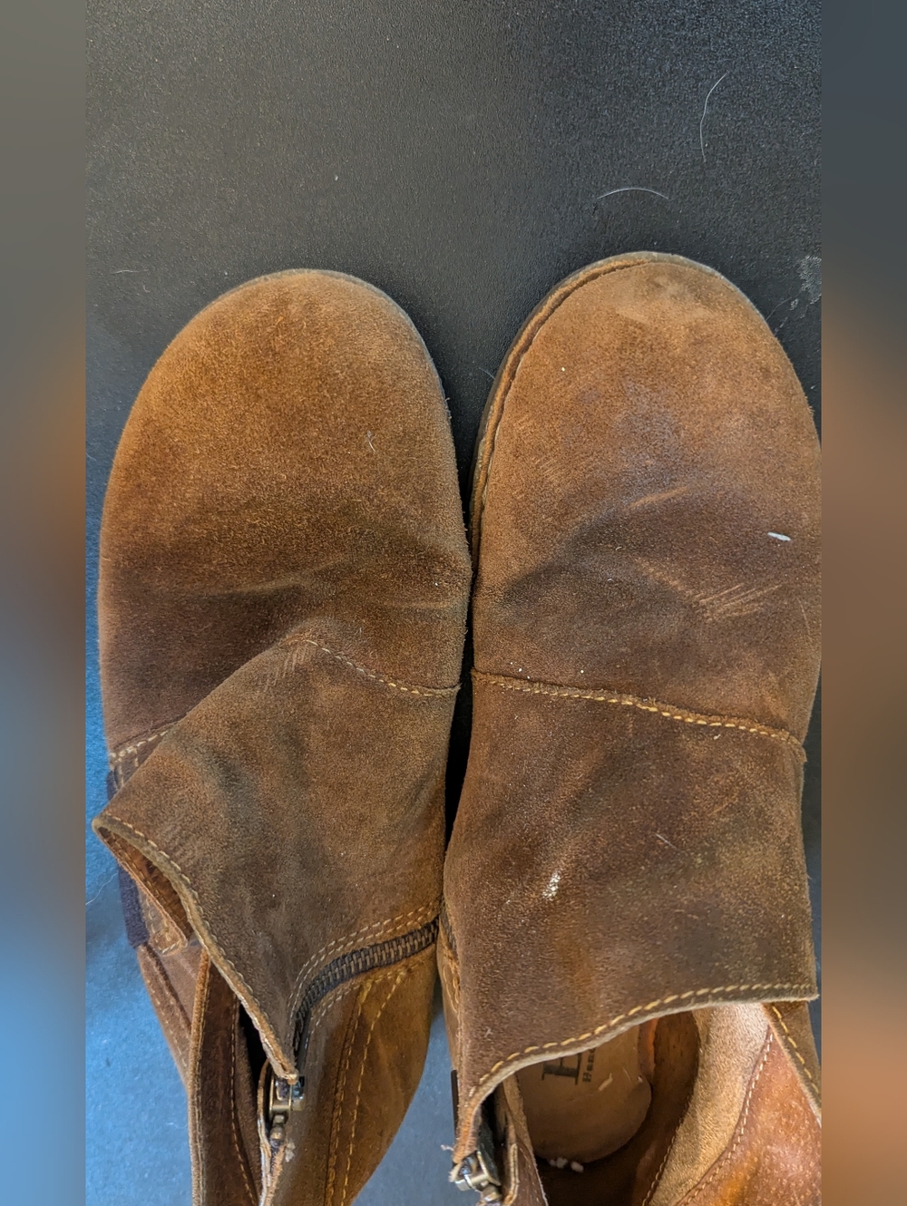 Women's Born Brown Suede Ankle Boots Size 10 **Please Read**